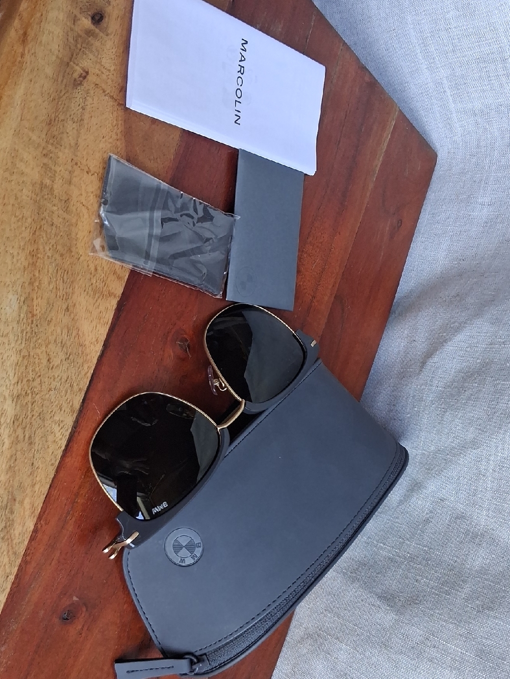 BMW BW0067-H Polarized Sunglasses with Case Titanium Alloy